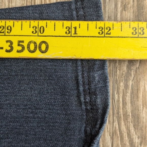 Rock & Republic Embossed Pocked Jeans Size 14 M Like New - Picture 11 of 12